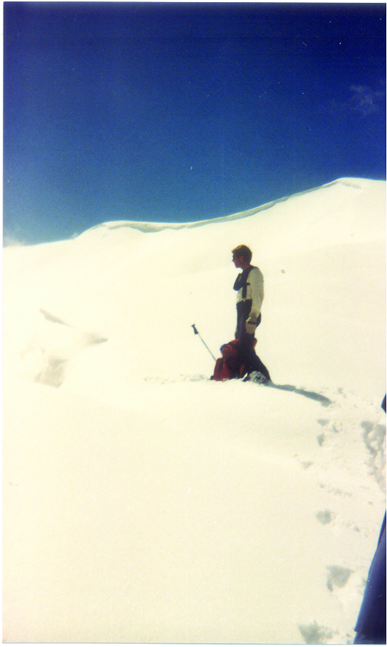 Tom Snyder heading up the ridge of HB on the day of the avalanche